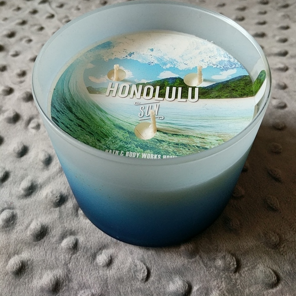 Honolulu Sun 3 wick candle